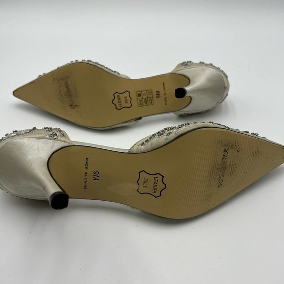 VALENTI FRANCO Heels 9‎ Silver Wedding Shoes Prom Fancy Sequins Beaded Formal - Picture 10 of 11